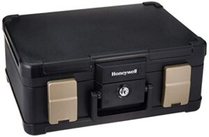honeywell safes & door locks lhlp1103 30 minute fire safe waterproof safe box chest with carry handle, medium, 1103, black, 7.3 litre