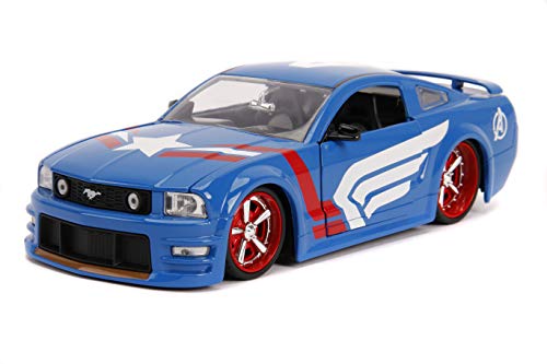 Jada 1:24 Diecast 2006 Ford Mustang GT with Captain America Figure