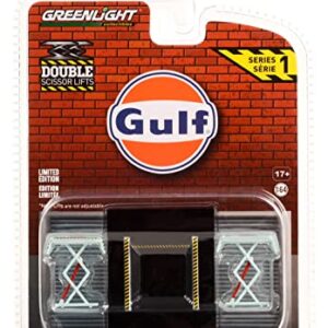 Greenlight 16160-B Auto Body Shop - Automotive Double Scissor Lifts Series 1 - Gulf Oil 1/64 Scale