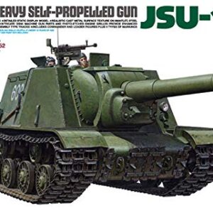 Tamiya Models JSU-152 Russian Heavy Self-Propelled Gun