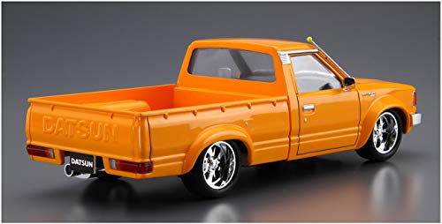 Aoshima 1/24 Scale Kit 58404 720 Truck Custom '82 - Plastic Model Building Kit # 58404