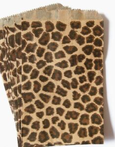 100 pack leopard design kraft paper bags, 4 x 6, good for candy, cookies, arts crafts items, party favor, sandwich, jewelry merchandise