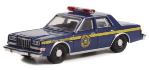 greenlight 43000-a hot pursuit series 42 – 1985 dodge diplomat – new york state police state trooper 1:64 scale diecast