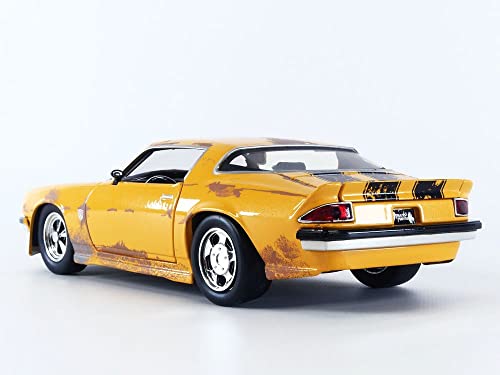 Transformers 1:24 1977 Chevy Camaro Bumblebee Die-cast Car with Coin, Toys for Kids and Adults