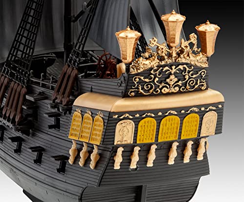 Revell 05499 - Pirates of The Caribbean - The Black Pearl 1: 150 Scale
