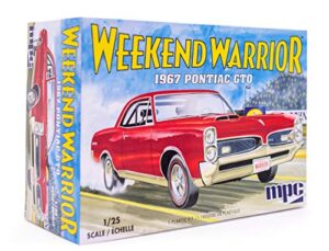 mpc 1967 pontiac gto weekend warrior – 1/25 scale model kit – buildable vintage vehicles for kids and adults