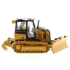 1:50 Caterpillar D3 Dozer - High Line Models by Diecast Masters - 85673 - Metal Tracks, Opening Engine Compartment and Engine Detail