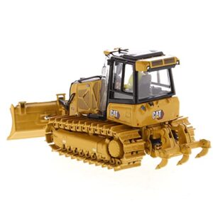 1:50 Caterpillar D3 Dozer - High Line Models by Diecast Masters - 85673 - Metal Tracks, Opening Engine Compartment and Engine Detail