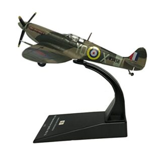 Spitfire Mk Vb Fighter Aircraft diecast 1:72 Model (Amercom SL-3)