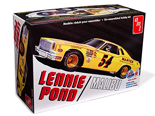 AMT Lennie Pond 1974 Chevy Malibu Stock Car 1:25 Scale Model Kit