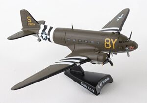 daron worldwide trading postage stamp c-47 dc-3 “stoy hora” usaaf vehicle (1/144 scale)