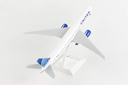 Daron SkyMarks United 777-300ER 1/200 w/Gear SKR1054 2019 Blue Livery, White