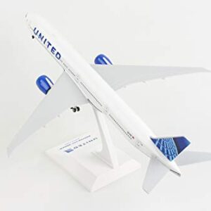 Daron SkyMarks United 777-300ER 1/200 w/Gear SKR1054 2019 Blue Livery, White