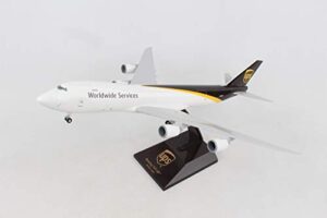 daron ups skymarks 747-8f 1/200 w/gear