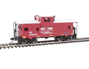 walthers trainline ho scale model norfolk southern vision caboose, red/white