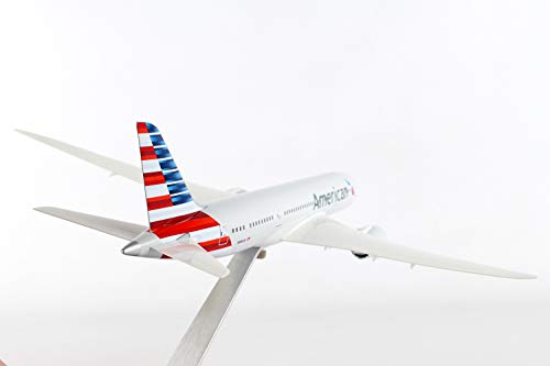 Daron Skymarks American Airlines 787-8 1/200 Scale W/ Wood Stand SKR5088