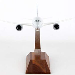 Daron Skymarks American Airlines 787-8 1/200 Scale W/ Wood Stand SKR5088