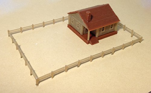 Outland Models Train Railway Layout Country Cottage House with Fencings N Scale