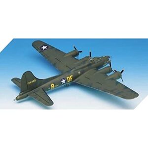 Academy B-17F Flying Fortress "Memphis Belle"