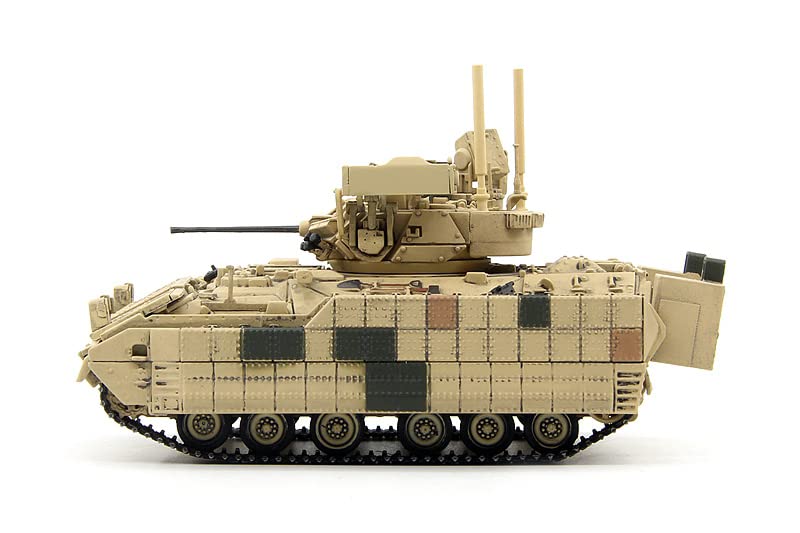 US M2A3 BUSKIII Bradley Infantry Fighting Vehicle Sand Livery 1/72 ABS Tank Pre-Built Model