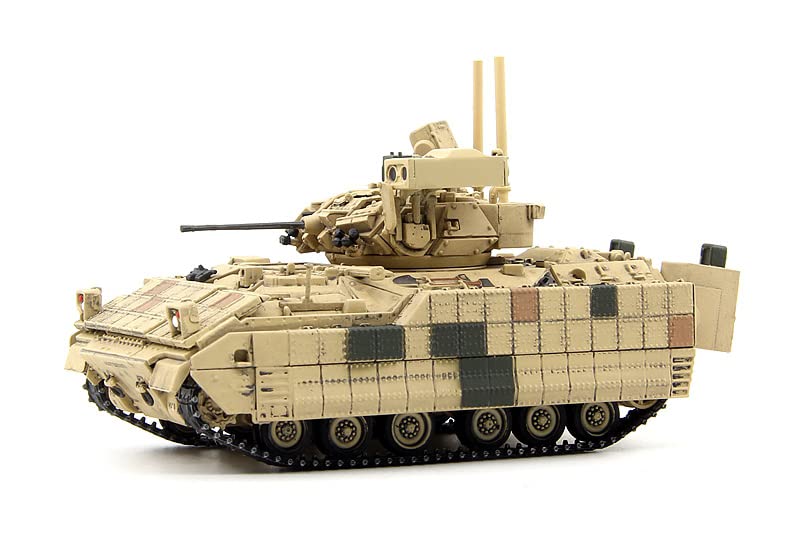 US M2A3 BUSKIII Bradley Infantry Fighting Vehicle Sand Livery 1/72 ABS Tank Pre-Built Model