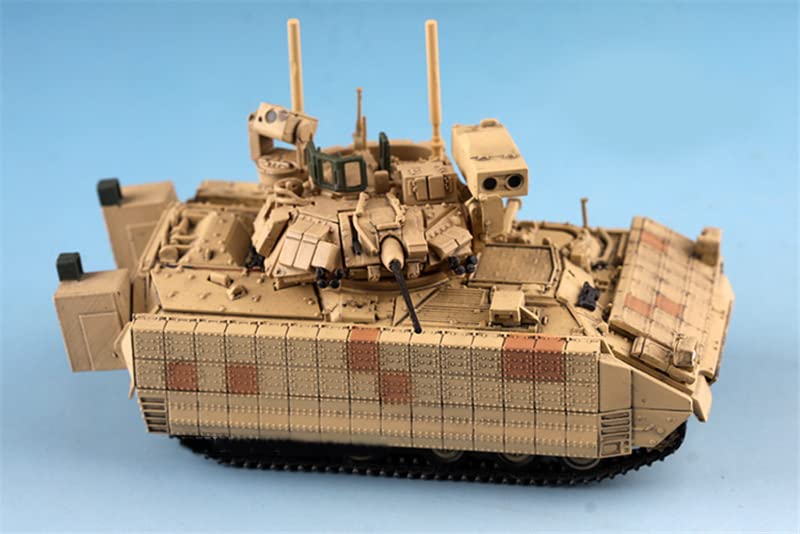 US M2A3 BUSKIII Bradley Infantry Fighting Vehicle Sand Livery 1/72 ABS Tank Pre-Built Model