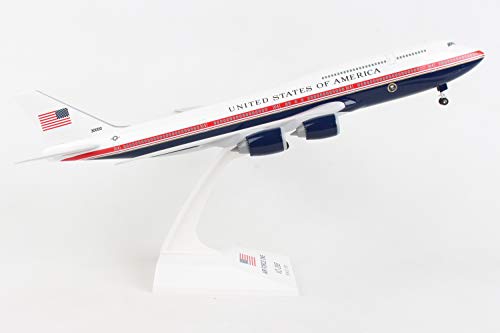 Daron Skymarks 747-8i Air Force One (VC25B) 1/200 Scale w/Gear SKR1076 New 2020