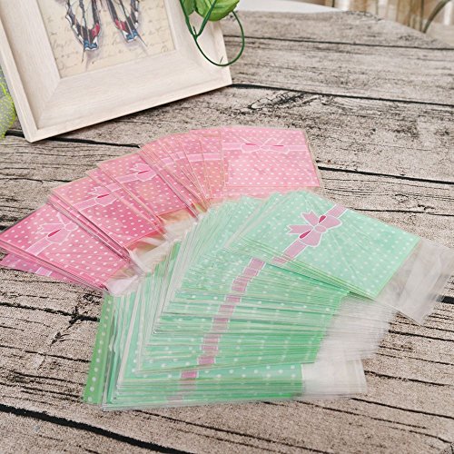 NUOMI 200Pcs Self Adhesive Cellophane Bags, Resealable Cookie Treat Bags for Gift Giving, 3.9"x3.1" Poly Bags Good for Bakery Candle Soap Candy, Pink&Green Polka Dots with Bow Decoration