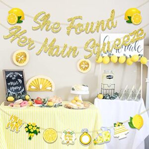 Lemonade Bridal Shower Decoration Gold Glitter She Found Her Main Squeeze Banner Garland for Lemon Citrus Lemonade Theme Bride to Be Bachelorette Wedding Engagement Party Supplies