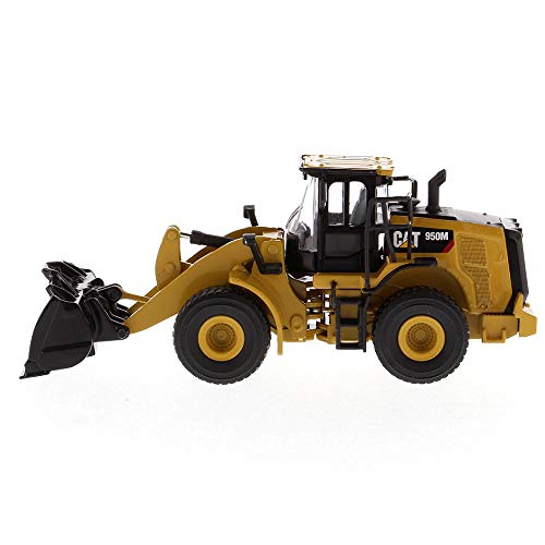 1:64 Scale Caterpillar 950M Wheel Loader - Construction Metal Series by Diecast Masters - 85692 - Play & Collect - with Functioning Arm and Bucket - Made of Diecast Metal with Some Plastic Parts