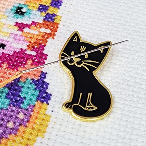 Meloca Designs Cat Needle Minder for Cross Stitch, Embroidery, Sewing, Quilting, Needlework and Haberdashery