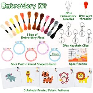 WATINC 5Pcs Embroidery Kit for Kids Stamped Cross Stitch DIY Key Chain with Safari Jungle Animals Patterns Needlepoint Starter Kits Educational Art Craft Supplies for Beginners Teens Adults Schoolbag