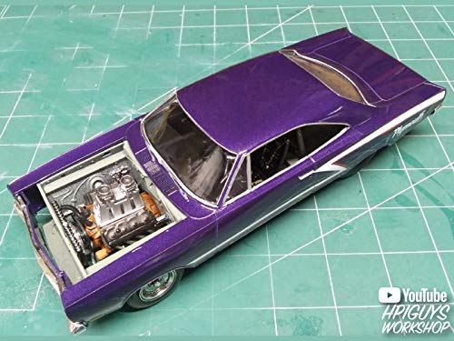 AMT 1969 Plymouth GTX Hardtop Pro Street 1:25 Scale Model Kit