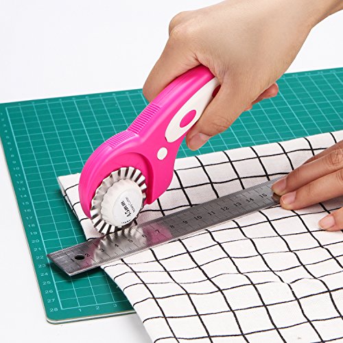 45mm Rotary Cutter Set, AGPtEK Pink Rotary Cutter with 7 Replacement Rotary Blades, Rotary Blades & Safety Lock for Precise Cutting, Ideal for Sewing Fabric Leather Quilting & More