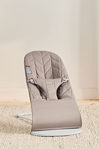 BabyBjörn Bouncer Bliss, Light Gray Frame, Cotton Petal Quilt, Sand Gray