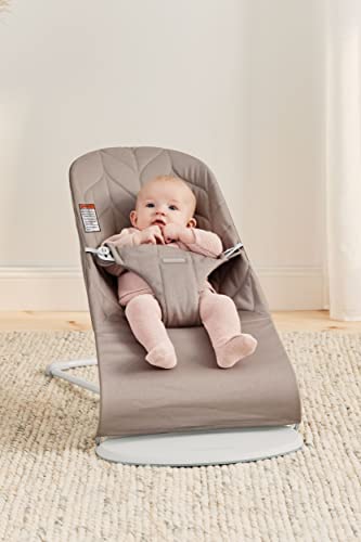 BabyBjörn Bouncer Bliss, Light Gray Frame, Cotton Petal Quilt, Sand Gray