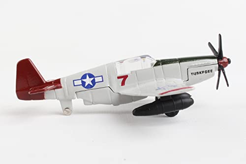 Daron Worldwide Trading Runway24 P51 Tuskegee Airmen Vehicle