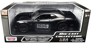 2018 challenger srt hellcat widebody matt black die-cast collection series 1/24 diecast model car by motormax 79350