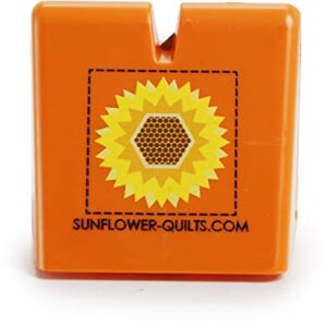 The Original Thread Cutter by Sunflower Quilts (Orange)