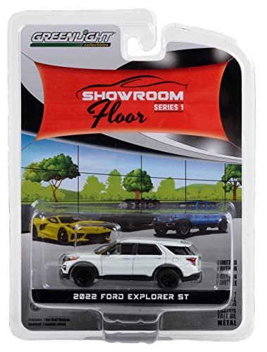 Greenlight 68010-D Showroom Floor Series 1 - 2022 Explorer ST - Star White 1:64 Scale Diecast