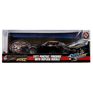 Smokey and The Bandit 1:24 1977 Pontiac Firebird Trans Am Die-cast Car & Belt Buckle, Toys for Kids and Adults