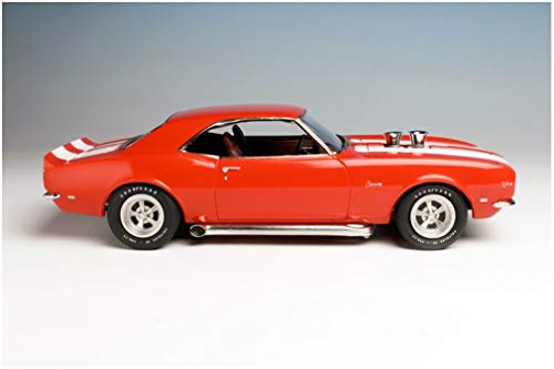 AMT 1968 Chevy Camaro Z/28 1:25 Scale Model Kit