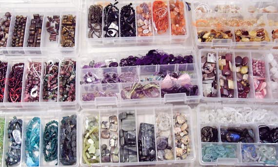 Juvielich Clear Plastic Organizer Box, 24 Fixed Grids Storage Container Jewelry Box for Beads Art DIY Crafts Jewelry Fishing Tackles 7.68" x 5.31" x 0.98"(LxWxH)