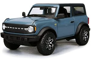 2021 ford bronco badlands blue with black top special edition 1/24 diecast model car by maisto 31530