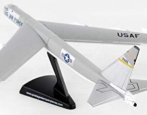 Daron Worldwide Trading Postage Stamp USAF B-52 Stratofortress 1/300 Silve Airplane Model