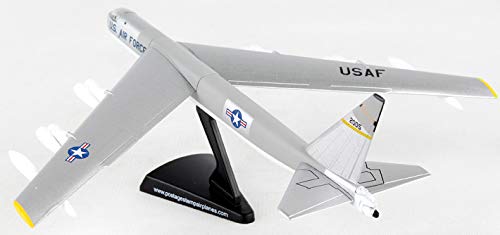 Daron Worldwide Trading Postage Stamp USAF B-52 Stratofortress 1/300 Silve Airplane Model