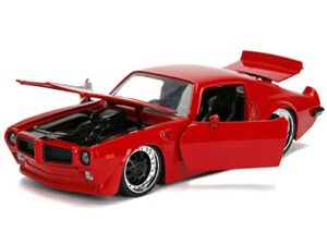 1972 pontiac firebird red with black hood stripe bigtime muscle series 1/24 diecast model car by jada 99582