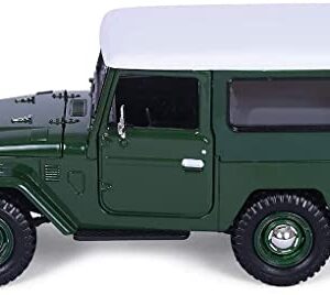 Motormax 79323gr Toyota FJ40 Green 1-24 Diecast Model Car