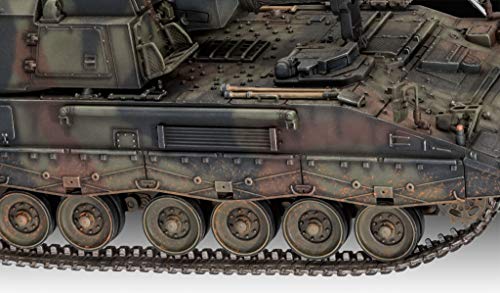 Revell RV03279 Kit 1:35 - Panzerhaubitze 2000 Plastic Model, Green, 1/35