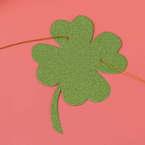 PRETYZOOM 2pcs St. Patricks Day Banners Shamrock Clover Banner Lucky in Love Irish Shamrock Banners Garland St. Patricks Day Decorations for St. Patricks Day Party Use